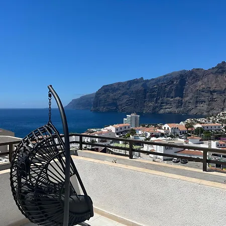 4 Bedroom Penthouse 180 M2 Huge Private Patio With Spectacular Views Bed & Breakfast Puerto de Santiago (Tenerife)