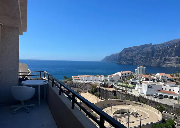 Small In 4 Bedroom Penthouse Spectacular Patio Views